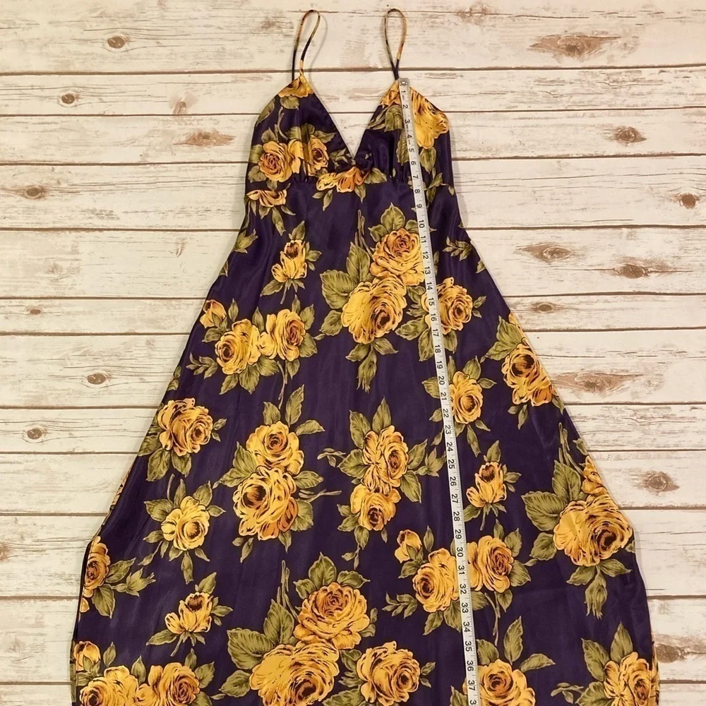 Linda vintage purple